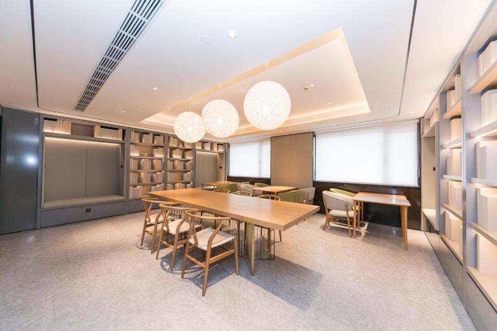Ji Hotel Shanghai Xujiahui Exterior foto