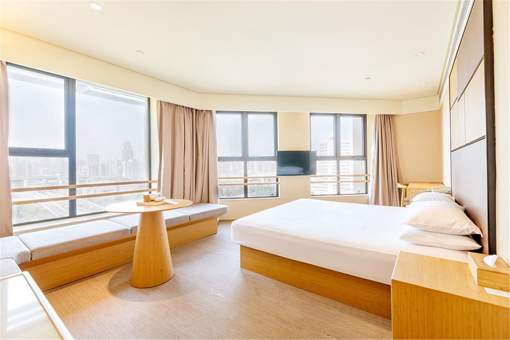 Ji Hotel Shanghai Xujiahui Exterior foto
